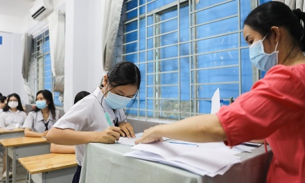 Nhiều trường lấy điểm chuẩn học bạ ở mức trung bình