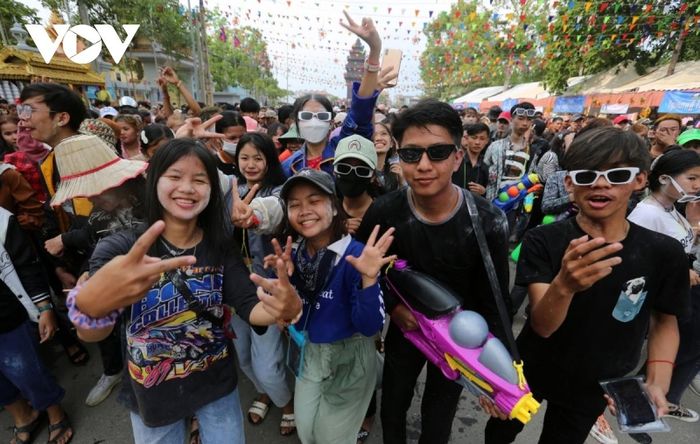 Du lịch Campuchia hồi sinh mạnh mẽ, thu hút du khách quốc tế