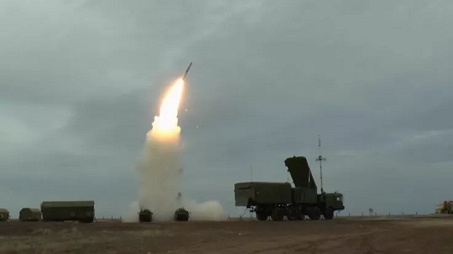 Xung đột Nga – Ukraine biến tên lửa phòng không thành vũ khí tấn công
