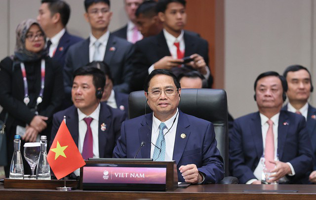 Thủ tướng nêu sáng kiến khơi thông dòng chảy thương mại 3.800 tỉ USD trong ASEAN