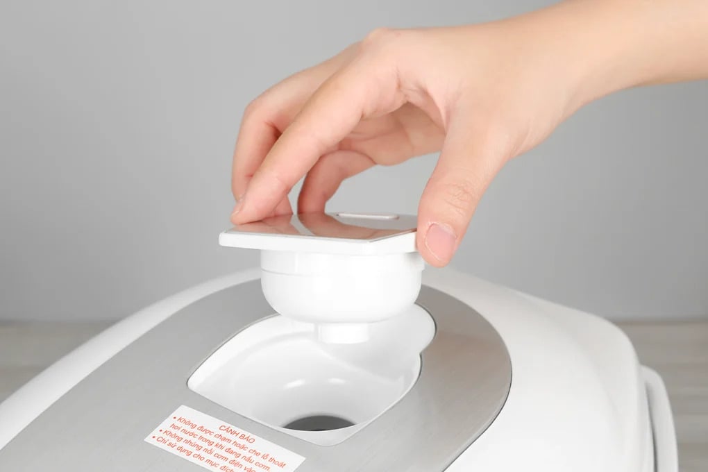 4 vị trí bẩn trong nồi cơm điện nhiều người thường bỏ qua