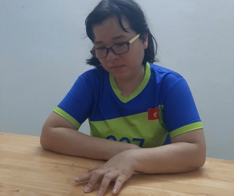 Nhận tiền làm thủ tục chuyển mục đích sử dụng đất rồi chiếm đoạt