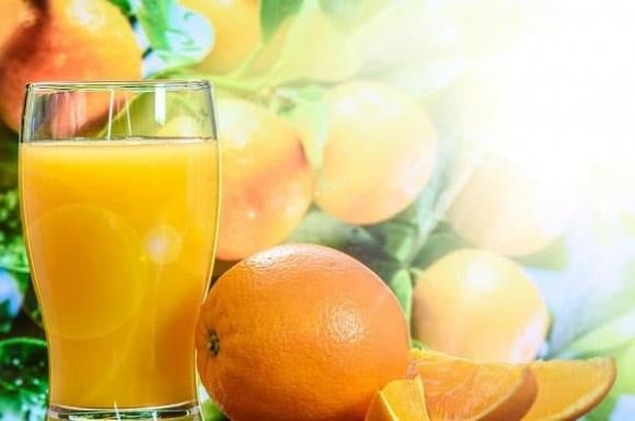 Điều gì xảy ra với cơ thể khi bạn uống nước cam mỗi ngày?